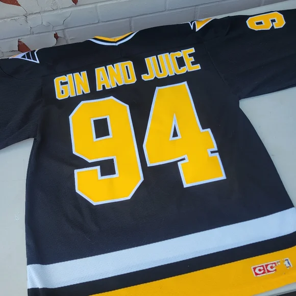 Vintage CCM hockey jersey snoop Dogg gin and juice custom made mens medium stitc - Picture 1 of 11